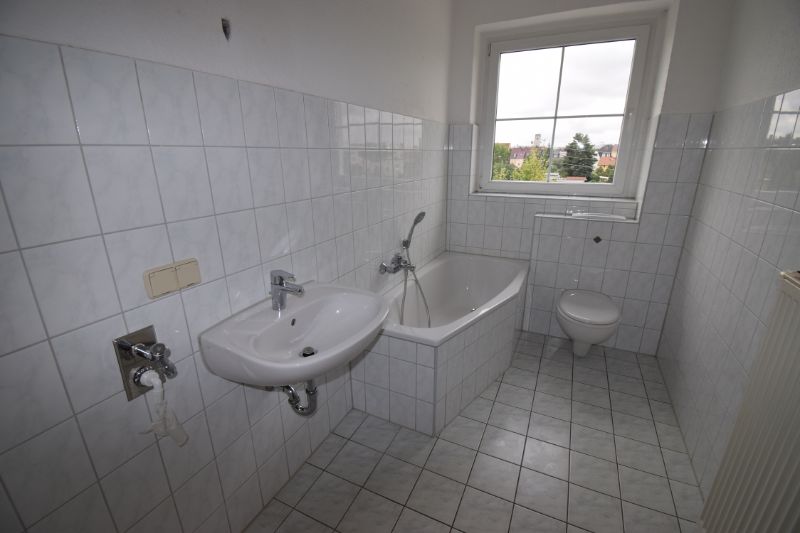 Altbauwohnung mit ruhiger Lage in Gröba! - Photo 2